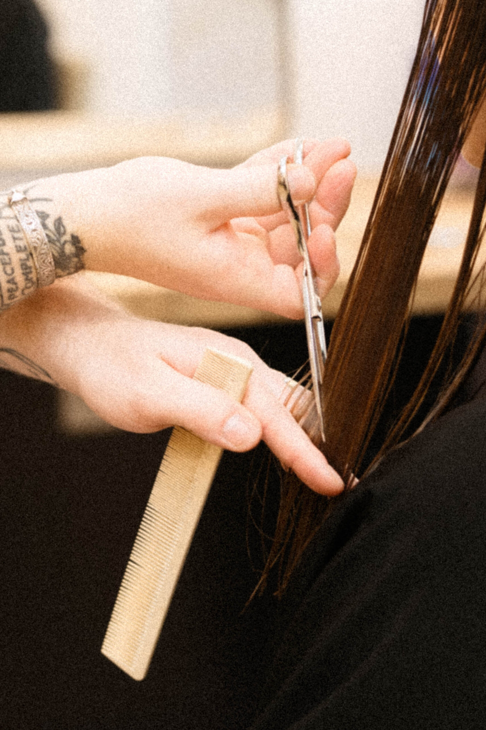 First Time at a Fayetteville Hair Salon? Here’s What U of A Students Should Expect