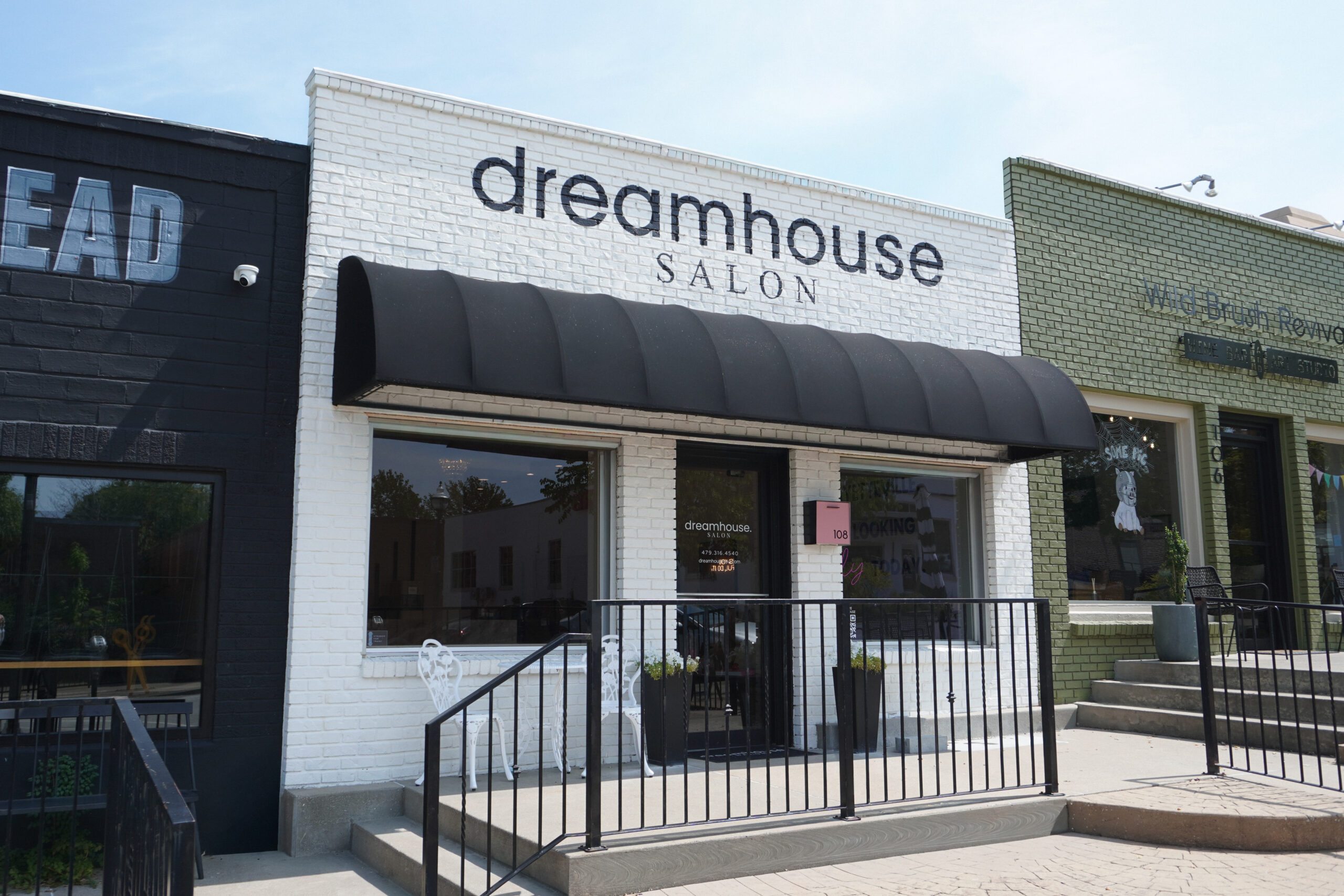 Hair Salon Fayetteville AR: Where Style Meets Confidence